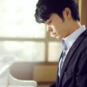 男人吃奶玩乳30分钟视频
